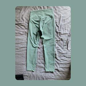 SOLD LULULEMON HI-RISE ALIGNS 25’ NWOT